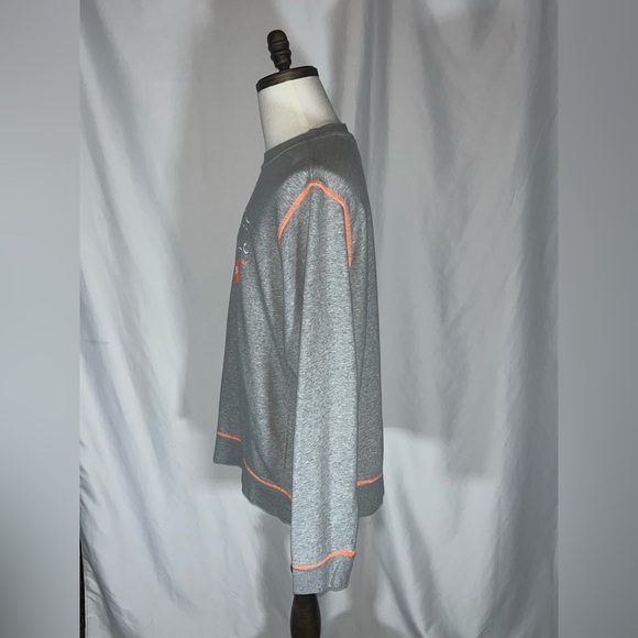 Nike Just Do It Sweatshirt w/Contrast Stitching - Picture 4 of 7